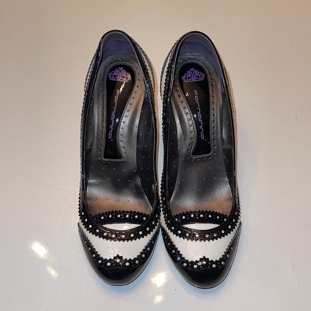 Classic Black & White Fornarina Heels